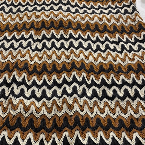 Linea Zigzag Pattern Maxi Dress in Brown Black and Cream - Picture 5 of 7